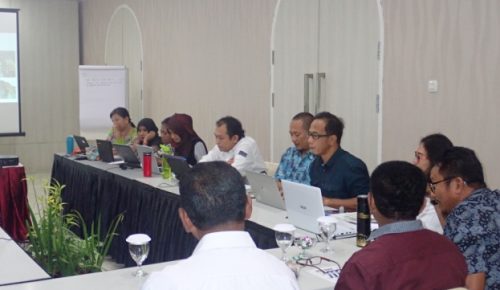 Peserta yang hadir saat penyampain hasil monitoring