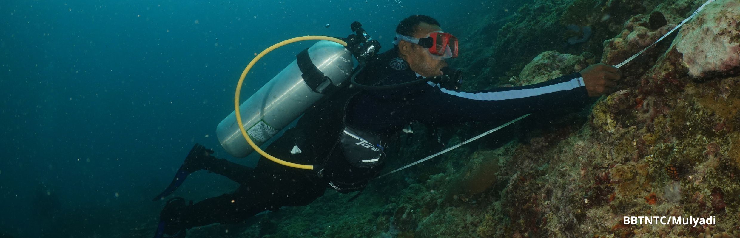 Header - “Setuju Sekali!” Awal Mimpi Om Jen untuk Menjaga Laut Namatota